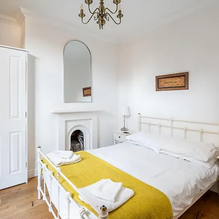 Lejlighed Walls View